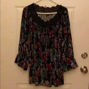 Women’s Beautiful velvet blouse 3x